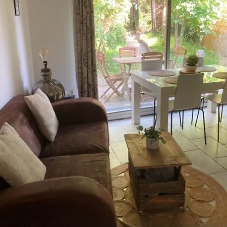 Maison Avec Vue Sur Paris Et La Tour Eiffel